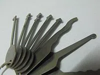 Lock Locksmith Tech Norfolk, VA 757-386-4327 - change-locks-service